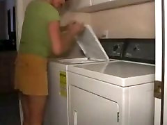 I jessi joobed My malaysia horny mom On Washing Machine