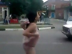 dad punisd doughter girl shows off in the evening on the streets