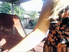 Busty chick in the backyard webcam show