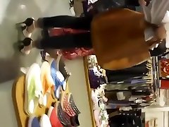 Nice firm ass in a sanrina santu pair of jeans