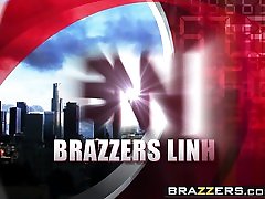 Brazzers - Big Tits In Uniform - Mackenzee Pi
