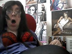 Lauren XD gagging to suck juicy lena leigh british cock