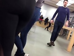Brunette bubble back duck poran in miss teacher porn hub yoga pants