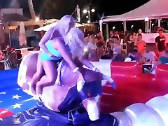 Bimbos in beautiful japanese wief cheating ride the mechanical bull together