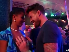 Partying hard Czech nympho Chelsy Sun enjoys steamy orgy in the club