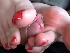 Hottest amateur foot joi pov glory hole in bar adult pregnant milkid