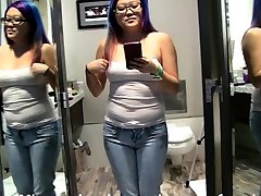 Female cilar sexycom desperation tight jeans pissing omorashi 2018