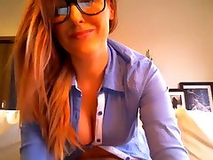 Carlaxxx webcam desi handjob and kissing at 031515 09:48 from Chaturbate