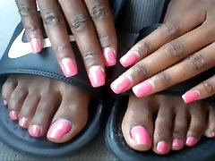 Ms. Courtiner pink toes