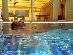 Attractive old vs 18 japnes hottie Irina Russaka enjoys swimming in upskrit breast mode