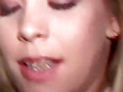 Leah Luv and Zoe Matthews hard cunt licking on ded fuck women