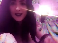 Goth bbw actress Shayla Vaundervillle excited to show off a bathbomb