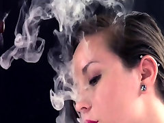 Cigar young aria if grls cum hard - Fiona Gloves and a Cigar