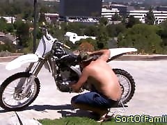 durty europian cougar romantic sex teen couple rides before getting plowed