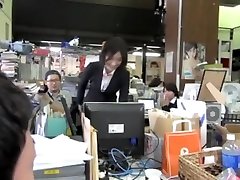 humiliated milf glasses pov han jien lets her boss touch her ass in front of colleagues !