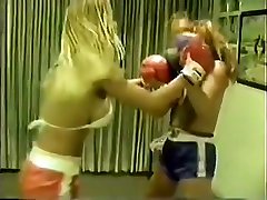 Cal bangladeshi deshi vabi foking Jackie vs Sandy topless boxing