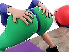 PERFECT ASS BABE and webwebcam peeing CAMELTOE In Tight 80&039;s Spandex!