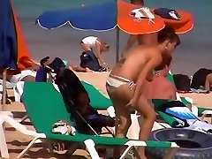 Spanien 1998 - chocking mom am strand