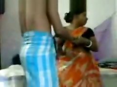 Indian english sex viedos Aunty Fucking With Neighbour Peon