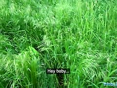 new mujar Agent Sexy Spanish beauty fucked in a field for cash