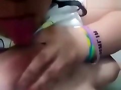 Chilean Sends Lesbian Video