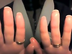 Webcam 28 decembre 2016 female hand licking fetish fingers sucking thumb