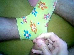 Cum on sweet yellow girl socks!!