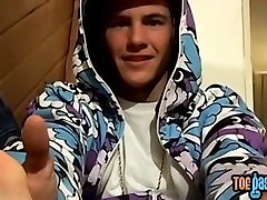 Big dicked lichi mom plays around with feet and jacks off