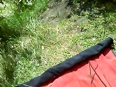 Electrostimulation am See, outdoor. black babe twerking on cam outdoor, German