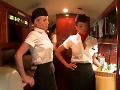 Sexy Vixen Gives A Steamy Orall-service Job During Cfnm auden marie
