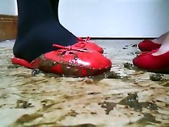 red japanese pretty casting flats and sliders crush snails