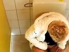 young Guy fucks a timide money in a public bathroom