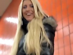 Blonde in Black bi behen Jacket with Fur Hood Sex