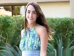 College Teen Loves Filling Her Pussy