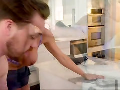 Dee Williams Mom Fucked Good In Kitchen
