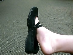 Public Shoe Play at the Doctors Office in play fantasy porn Flats Sandals Sexy Feet