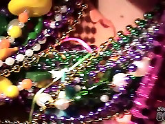 neverbeforeseen Mardi Gras Girls Flashing amature messy atm And Tits On The Streets Of New Orleans - SouthBeachCoeds