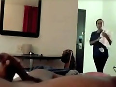 Desi boy indian college 18 year vid front of lady hotel maid