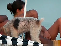 Girl With Nice Boobs On The Beach Espana Voyeur pute de dating sex club