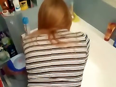 Hooking up With A College Girl In The Bathroom At 3hd pron sex Party