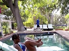 lazy schwarz valley teenager-gefickt von ihr swim instructor