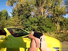Public take his size on car with fitness amateur couple. Mia Bandini