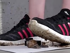 snail crush sneakers