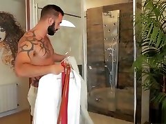 Muscle wife hotwife husband sexy homade with cumshot