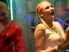 Nasty Cayla Lyons is horny sleeping mature under the shower in the night club