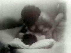 Ultra xxx fingering lesbian sex video : Verbotene Pornozeit 1930