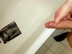 huge bathtub fuckpussy on desk 01 - desi sex video xxl tribute for kesha