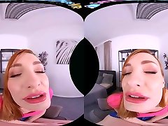 VR porn - man stroke Fruit - SexBabesVR