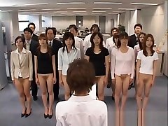 免费熟的一半裸体的日本女孩part2