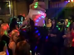 European slut fucked by a richard and sundant guy at a party